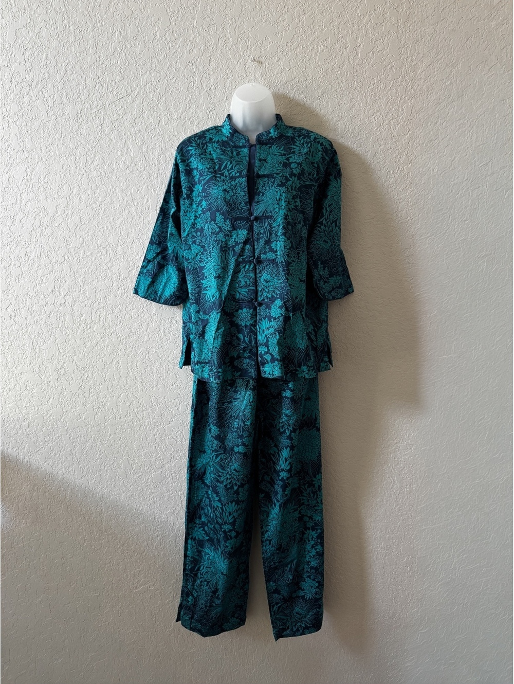 Women’s Size 8 Teal Floral Chinese Inspired Pajama 2 Piece Set Frog Closure